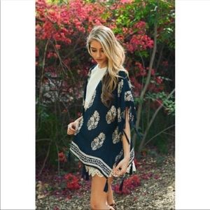 ✨✨Nave Blue Kimono✨✨